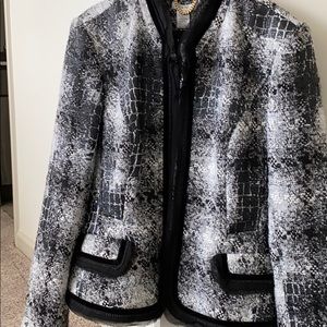 Beautiful Cache’ jacket